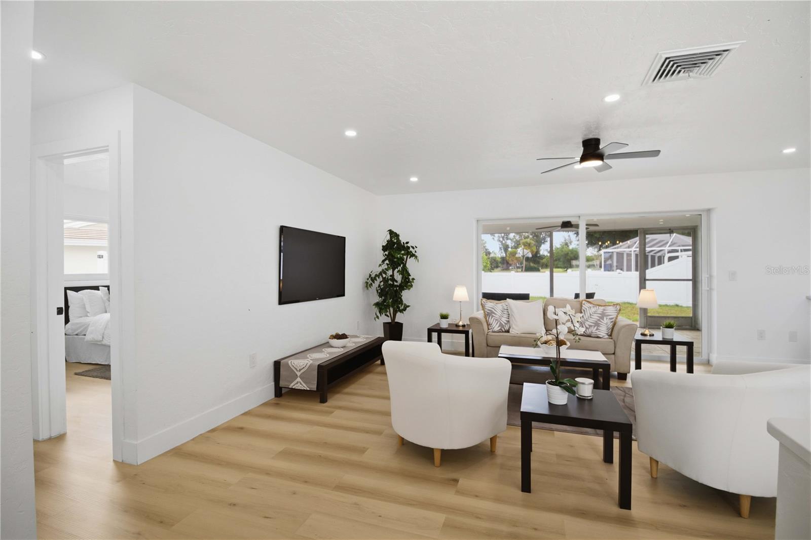VILLAGE GREEN CLUB ESTATES - Residential