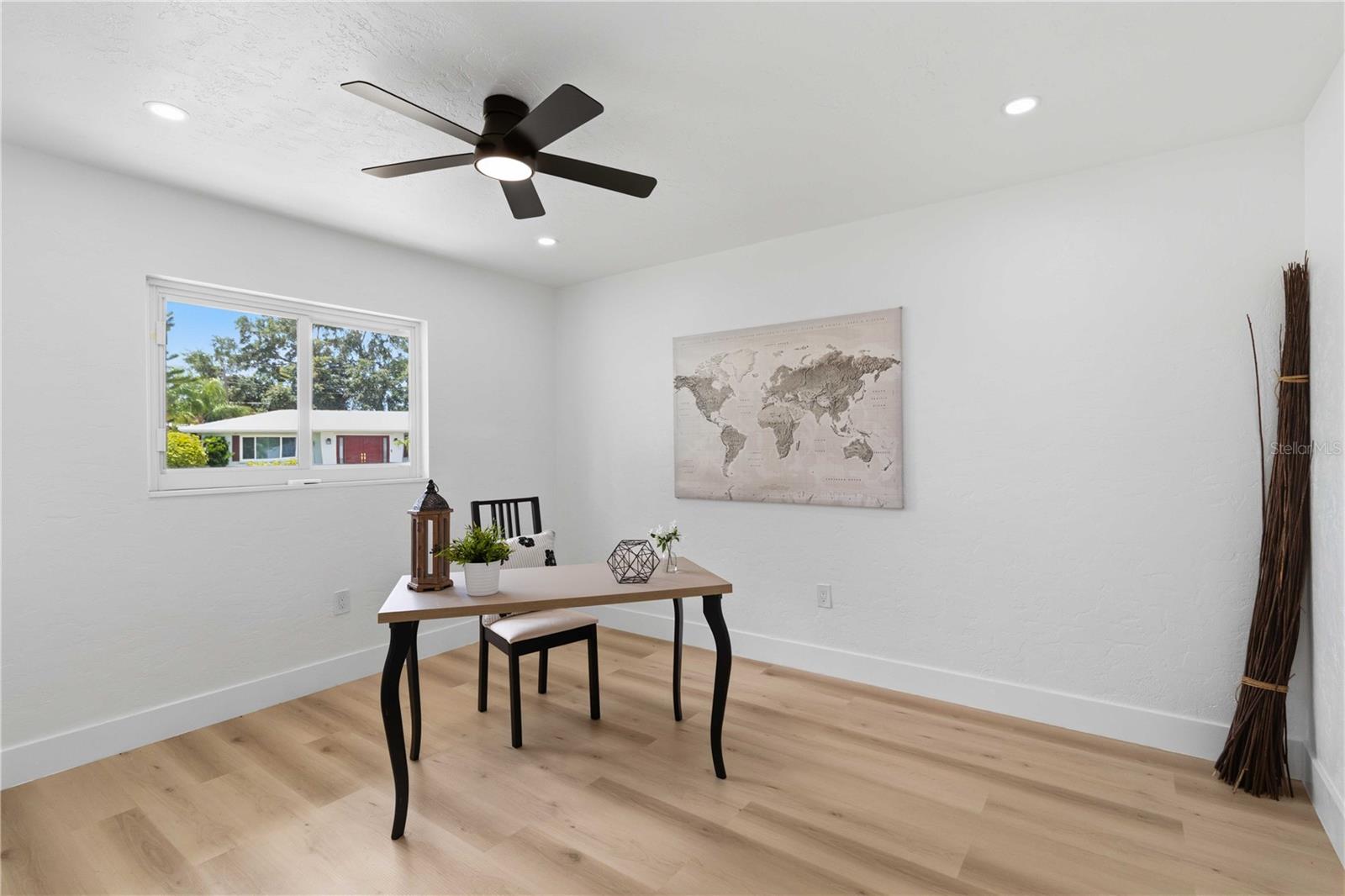 VILLAGE GREEN CLUB ESTATES - Residential