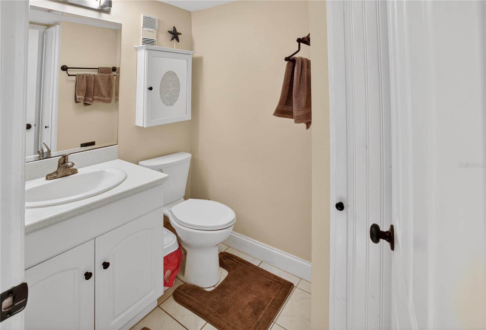 KEY CAPRI CONDO - Residential