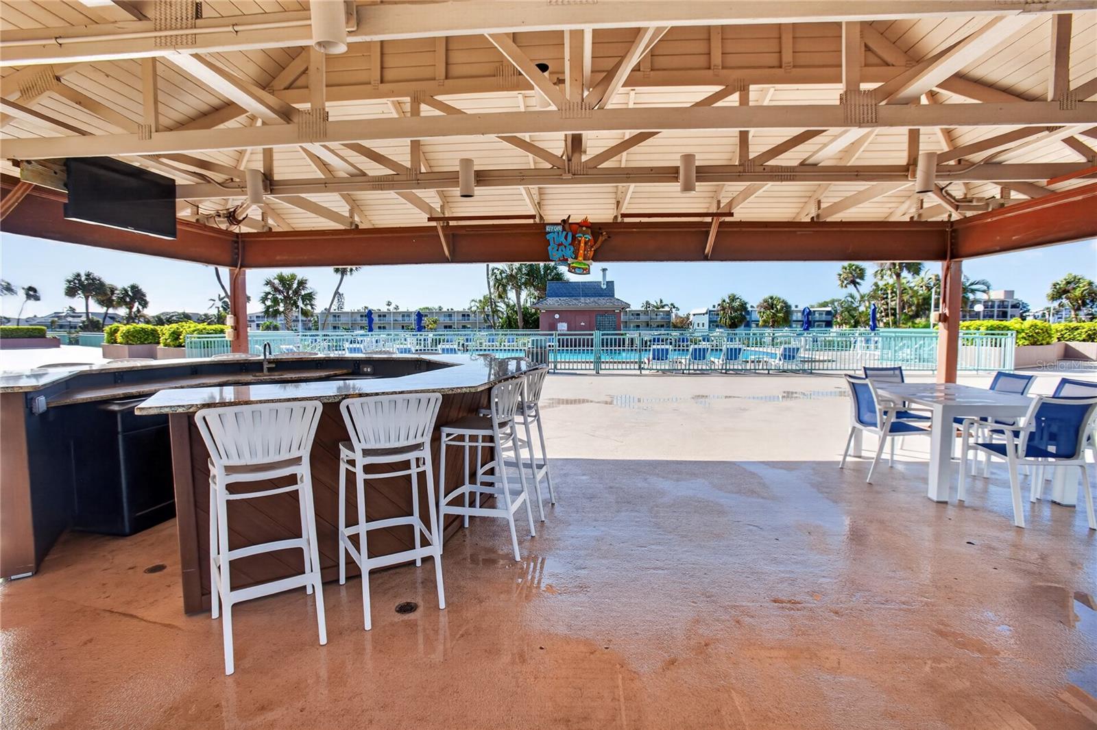 KEY CAPRI CONDO - Residential