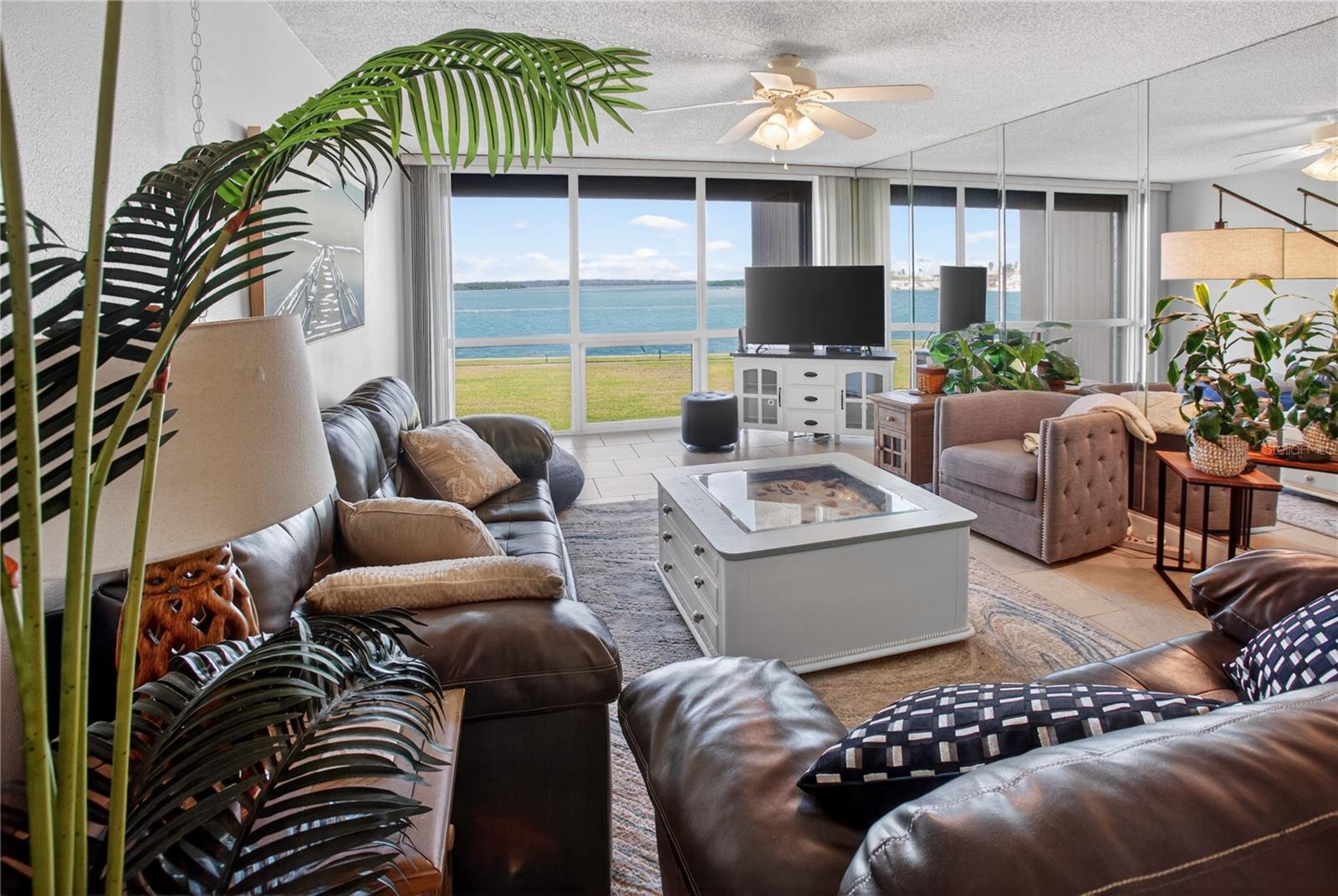 KEY CAPRI CONDO - Residential