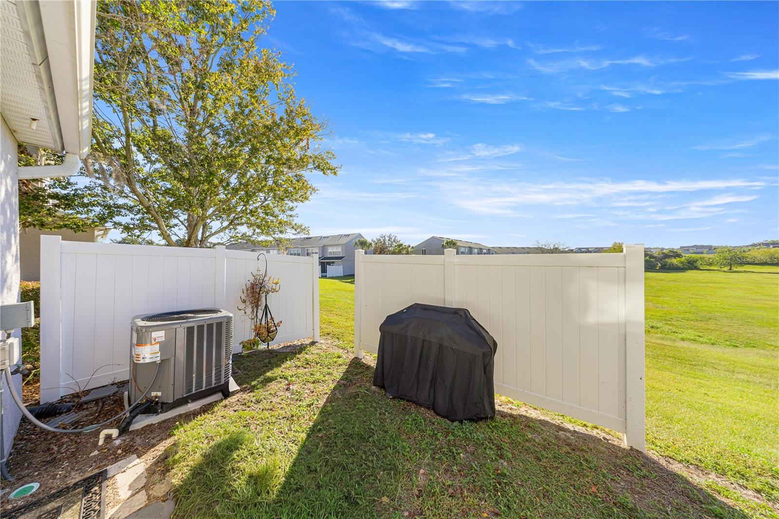 WYNCHASE TWNHMS REP - Residential