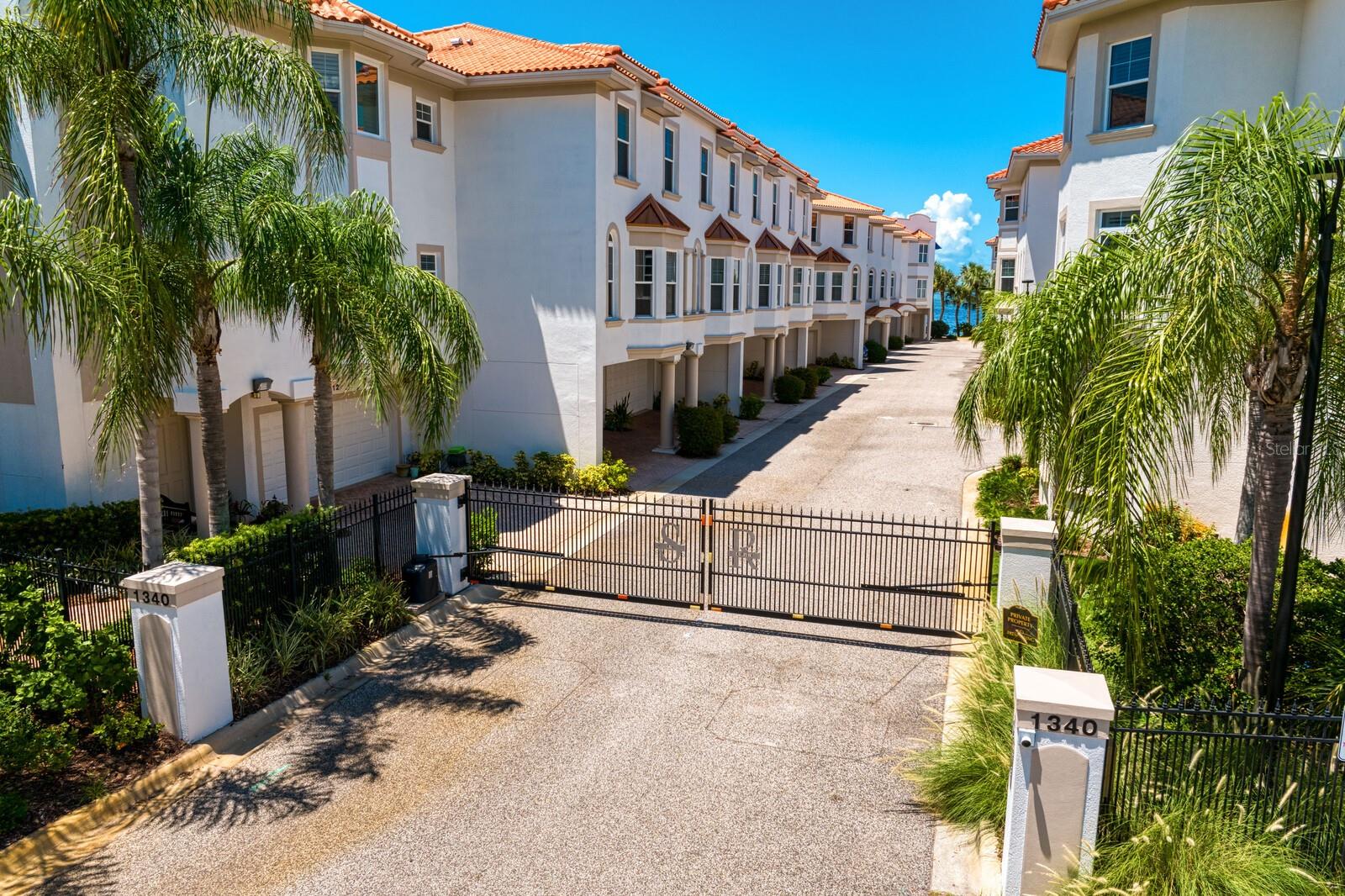 Photo 7 of 72 of 1340 BAYSHORE BOULEVARD 101 townhome