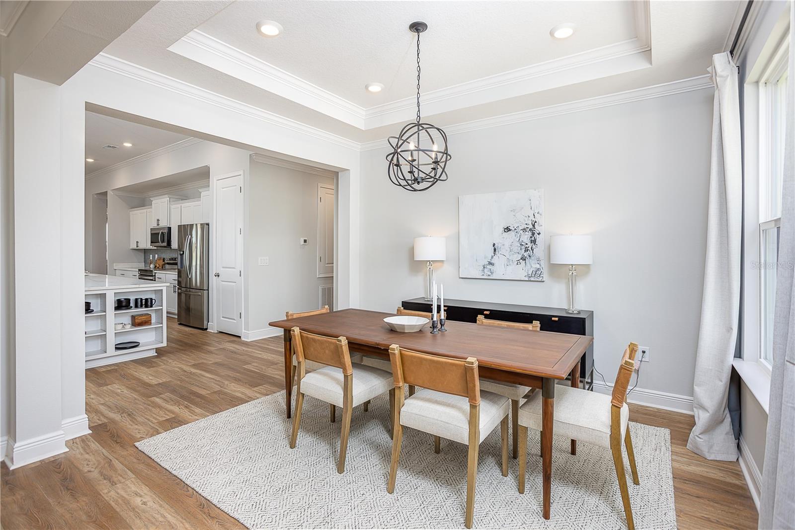 10140 WHITE MAGNOLIA SQUARE