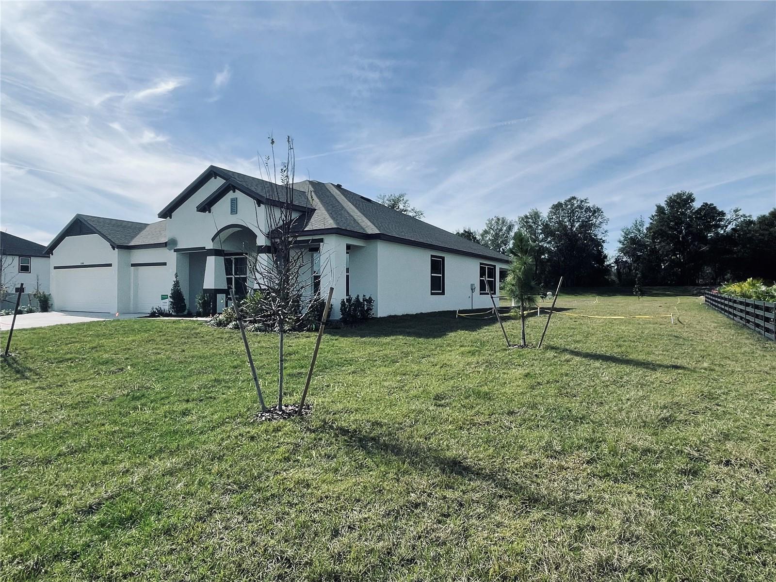 10140 WHITE MAGNOLIA SQUARE