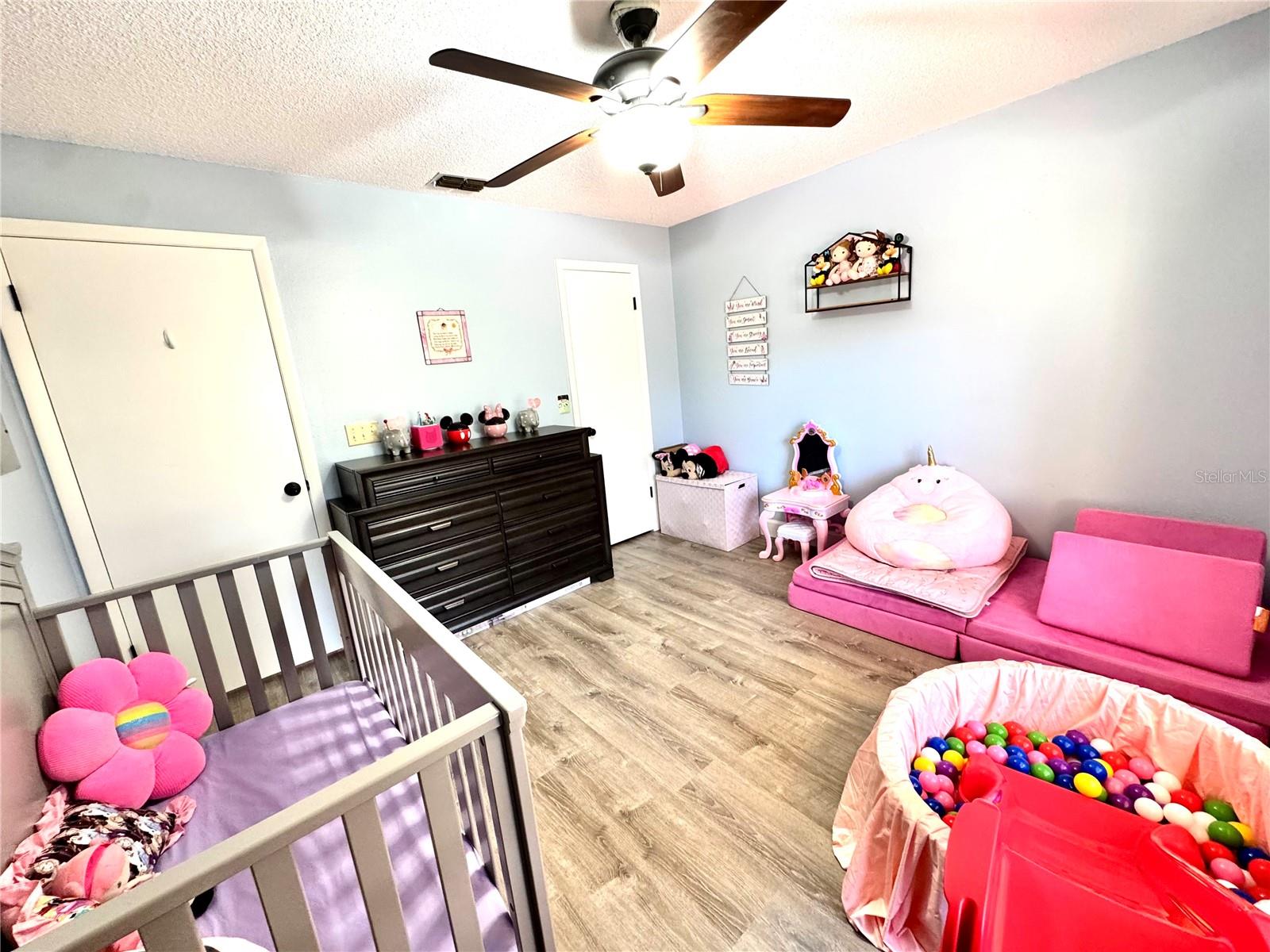 FOREST LAKE VILLAS CONDO - Residential