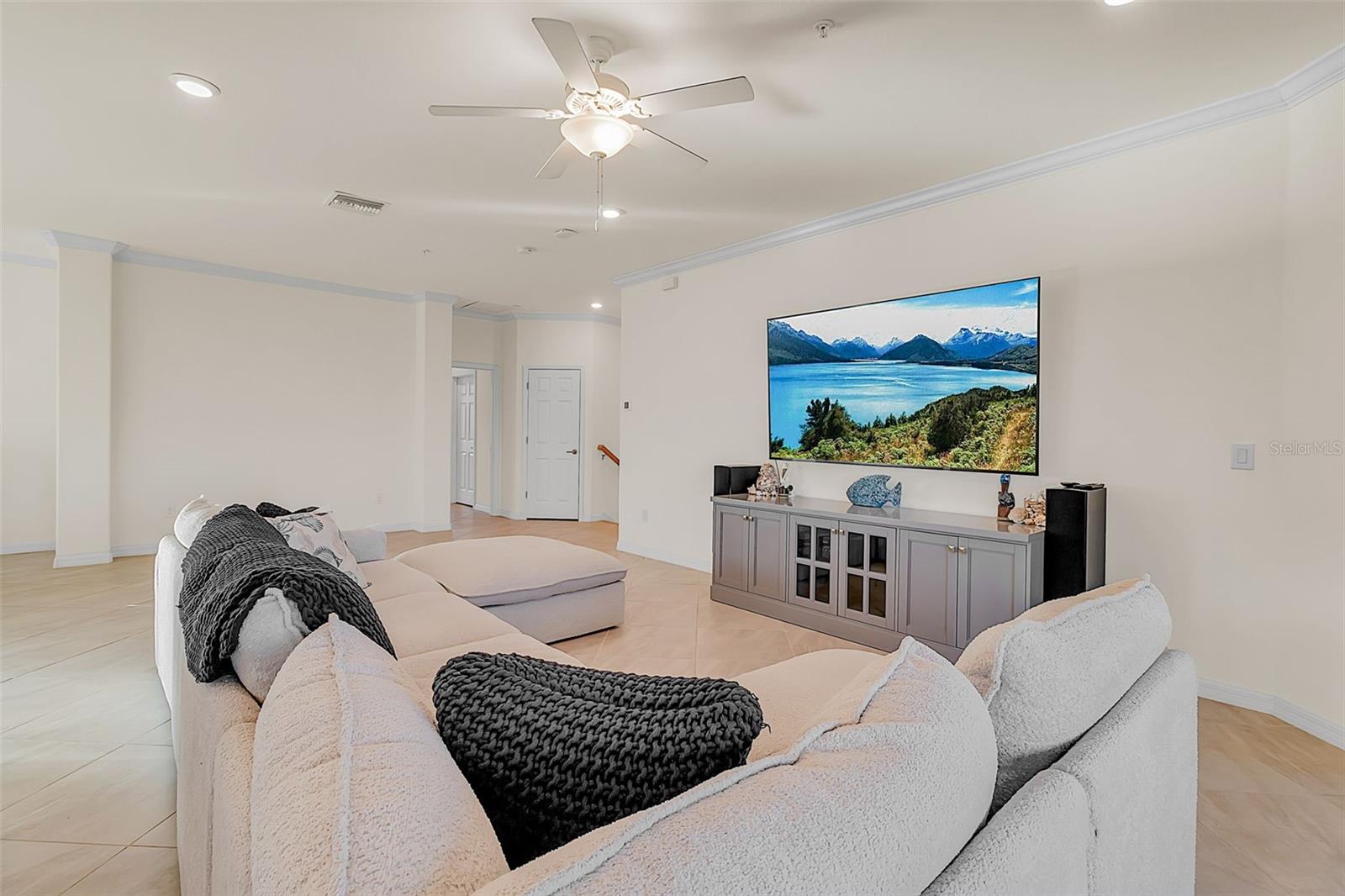 COACH HOMES III AT LAKEWOOD NTL PH 15 - Residential