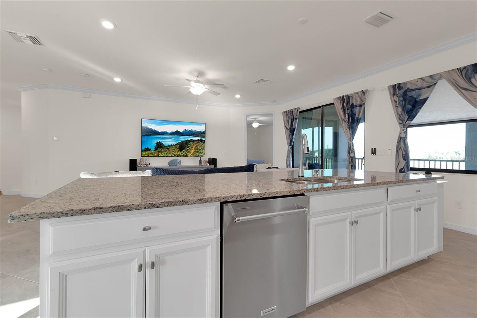 COACH HOMES III AT LAKEWOOD NTL PH 15 - Residential