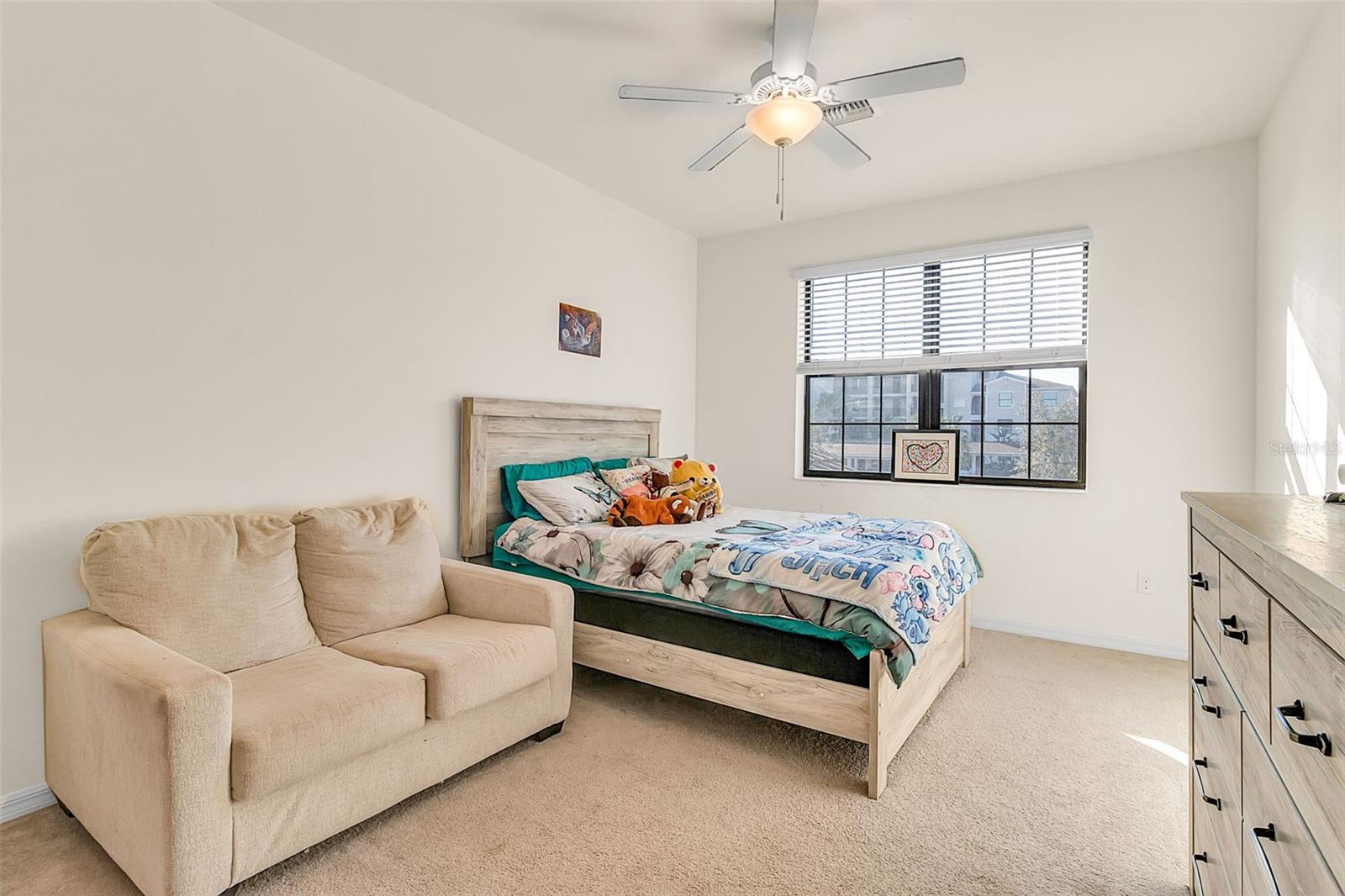 COACH HOMES III AT LAKEWOOD NTL PH 15 - Residential