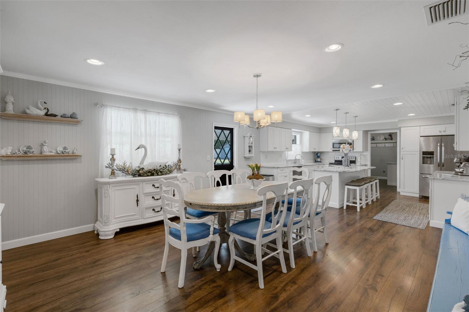 LAKE HOLLINGSWORTH ESTATES - Residential