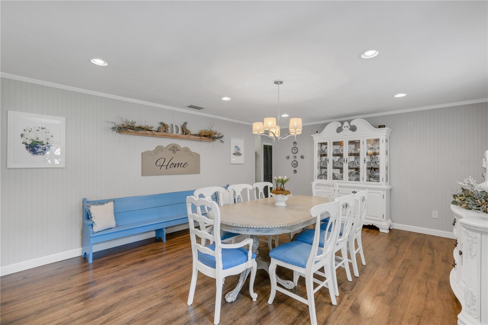 LAKE HOLLINGSWORTH ESTATES - Residential