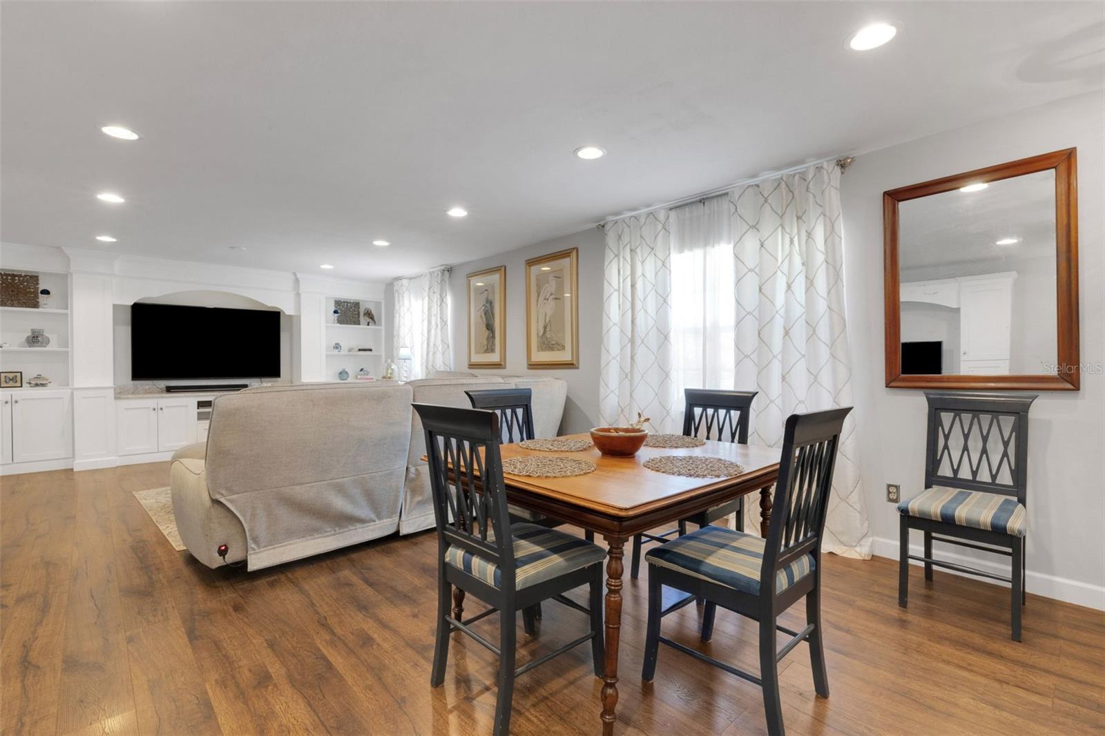 LAKE HOLLINGSWORTH ESTATES - Residential