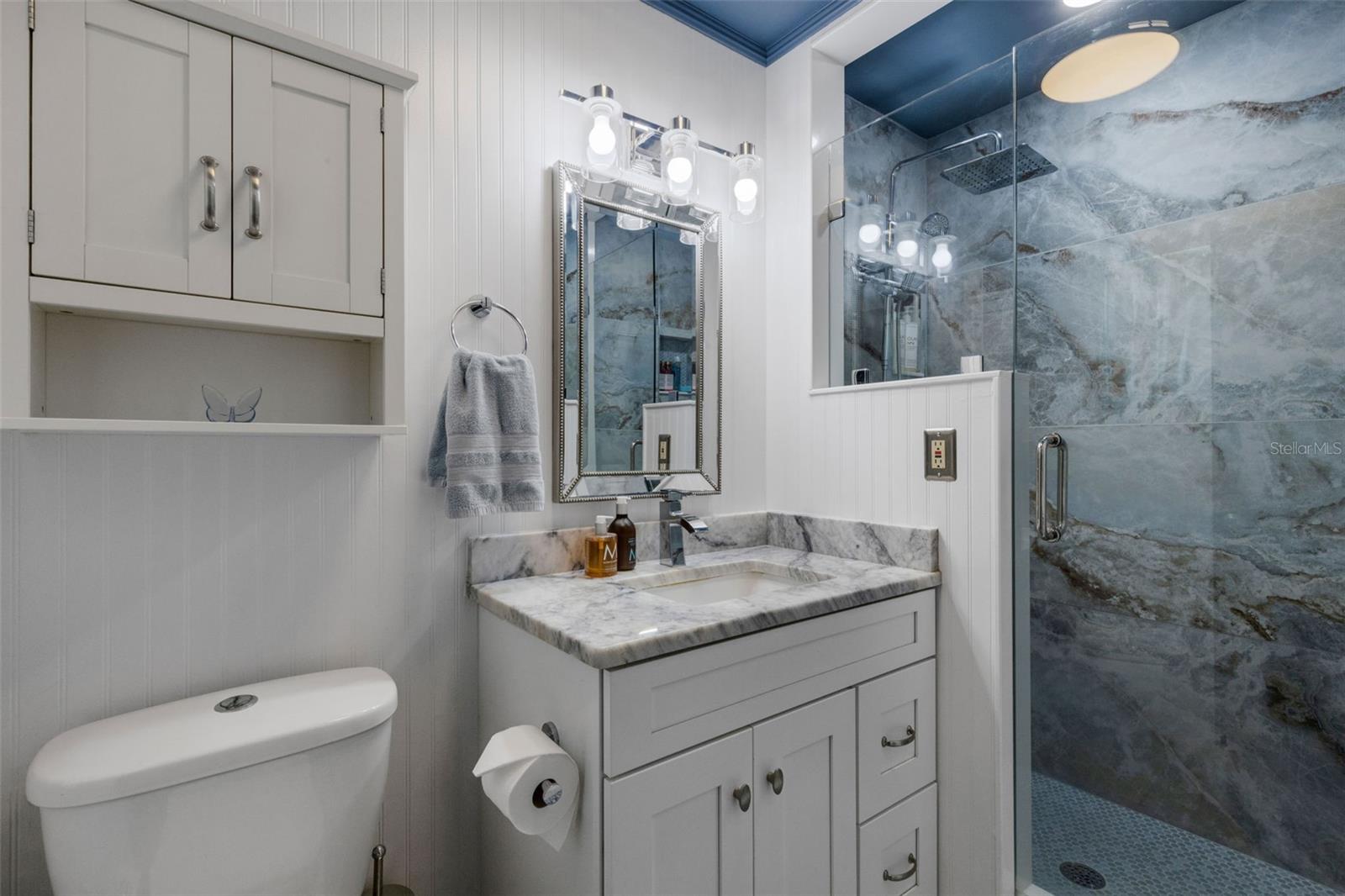 LAKE HOLLINGSWORTH ESTATES - Residential