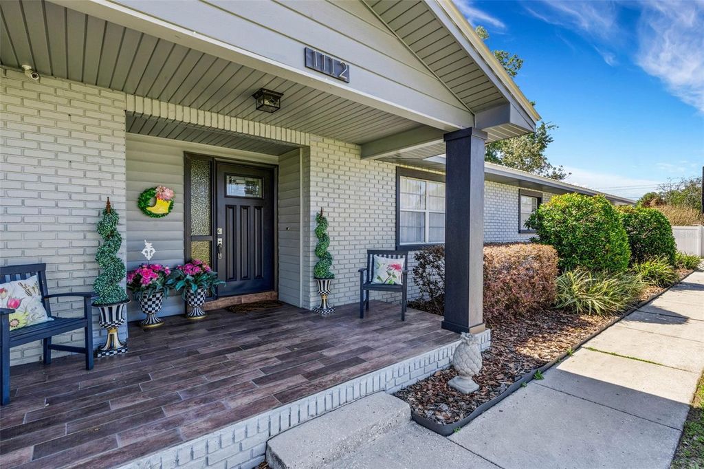 Photo of 1112 Newport Avenue, Lakeland, FL 33801 (MLS # L4961098)