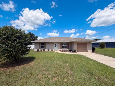 Photo of 10640 SE 54th Avenue, Belleview, FL 34420 (MLS # O6433540)