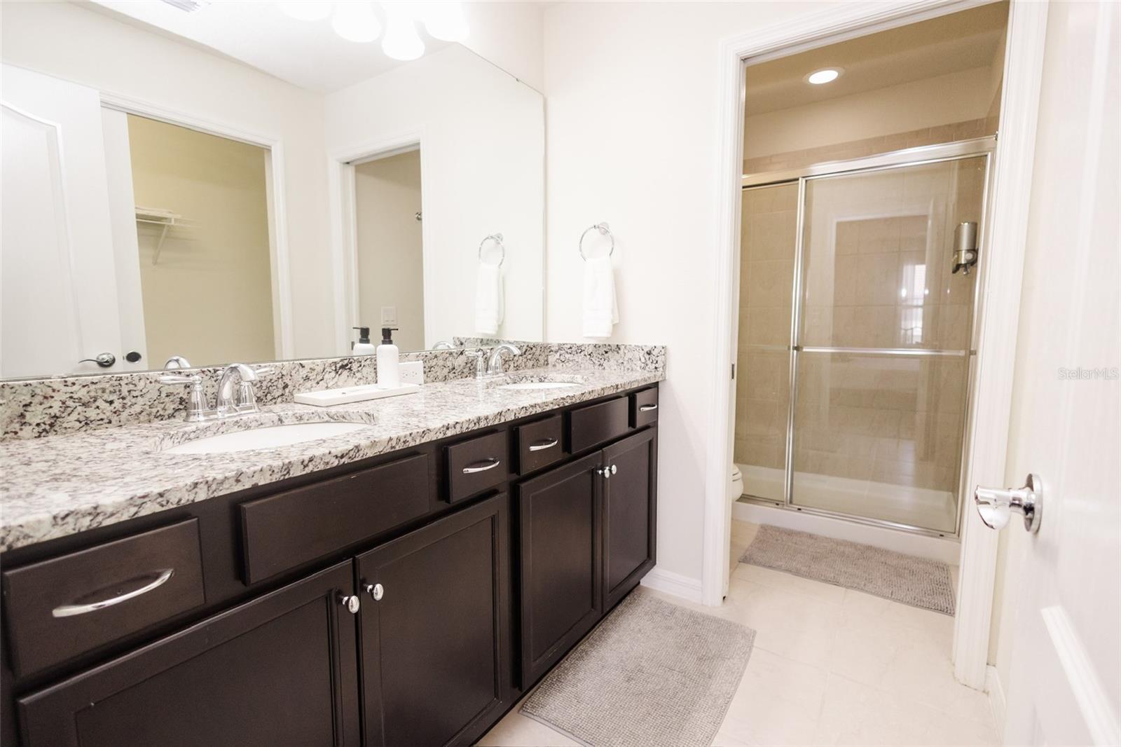 WINDSOR AT WESTSIDE PH 3 - Residential