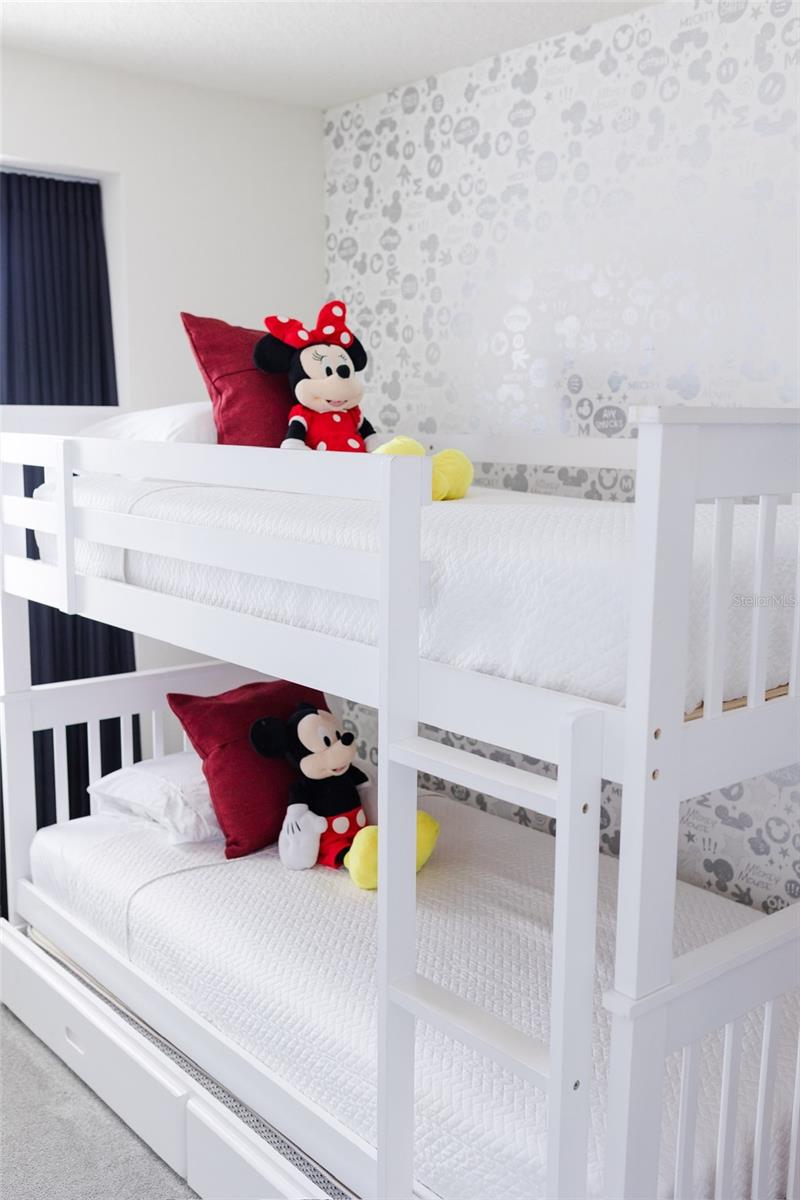 WINDSOR AT WESTSIDE PH 3 - Residential