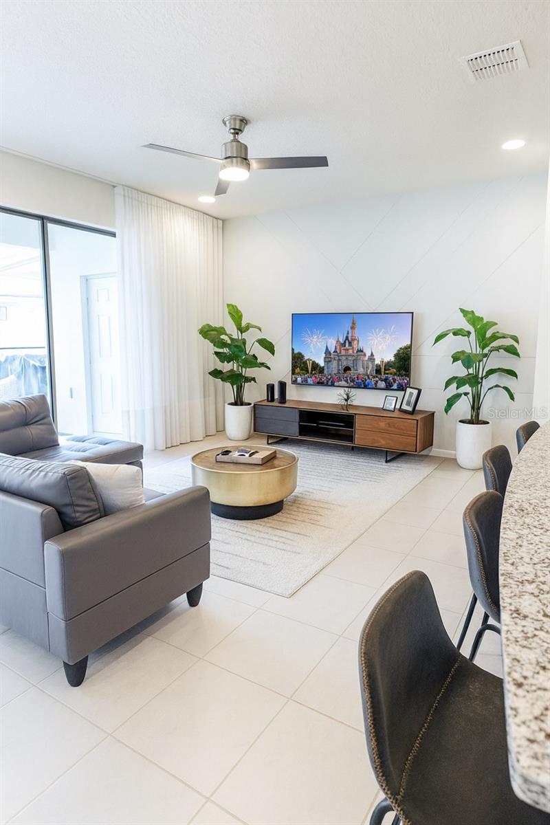 WINDSOR AT WESTSIDE PH 3 - Residential