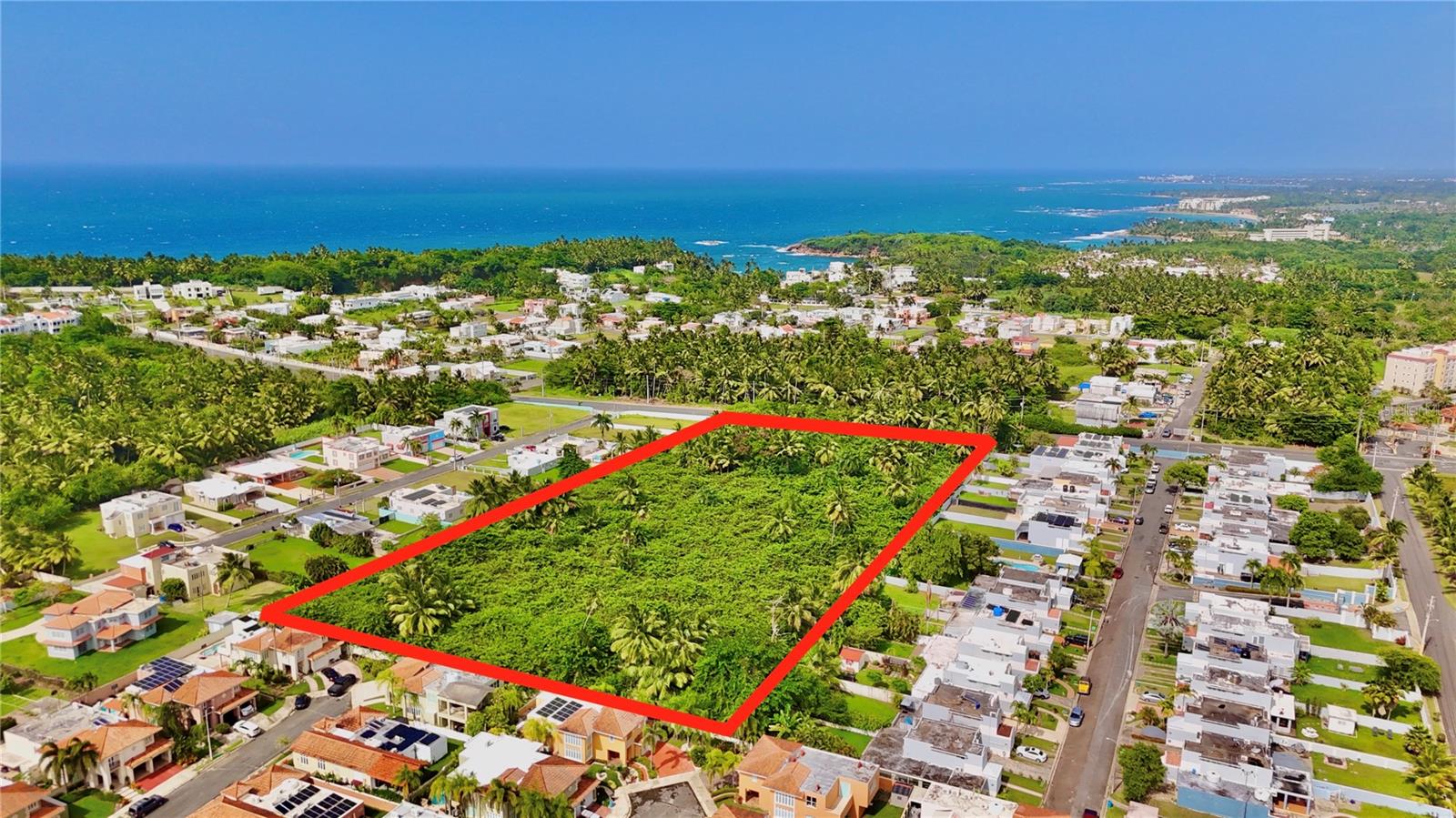 Unveil the vast potential of this 5-acre flat canvas, strategically located and perfectly poised just minutes from Dorado Beach. This expansive land is a prime opportunity for visionary investors, architects, and developers seeking to create a luxurious private estate, a modern villa concept, or a high-end boutique commercial touristic venture, such as a hotel or hospitality development, that aligns with today’s market demands. Its proximity to world-class resorts, golf, and luxury amenities, combined with flexible zoning, positions it as a premier asset in one of Puerto Rico's most exclusive corridors.