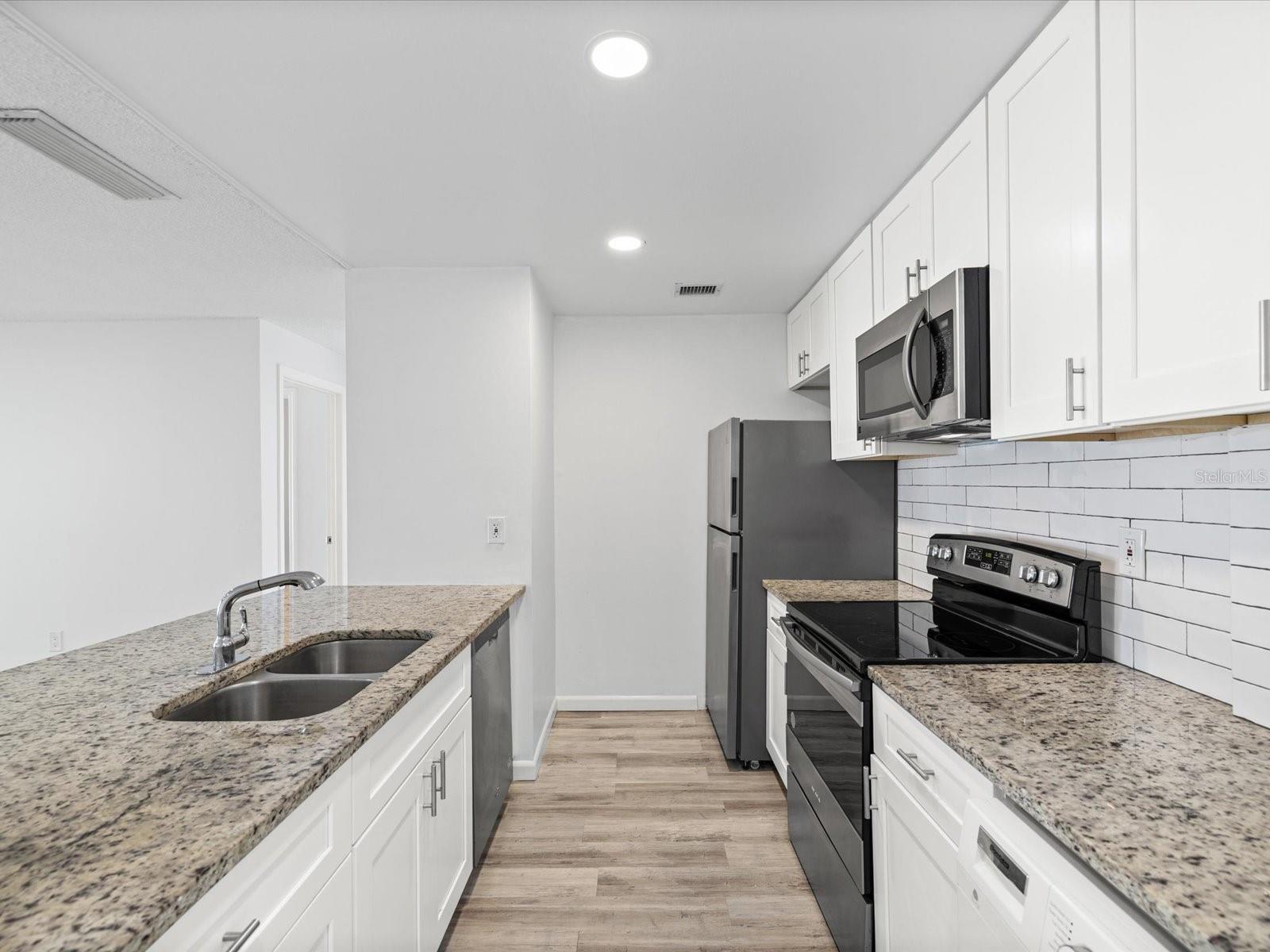 PINE RUSH VILLAS CONDO - Residential