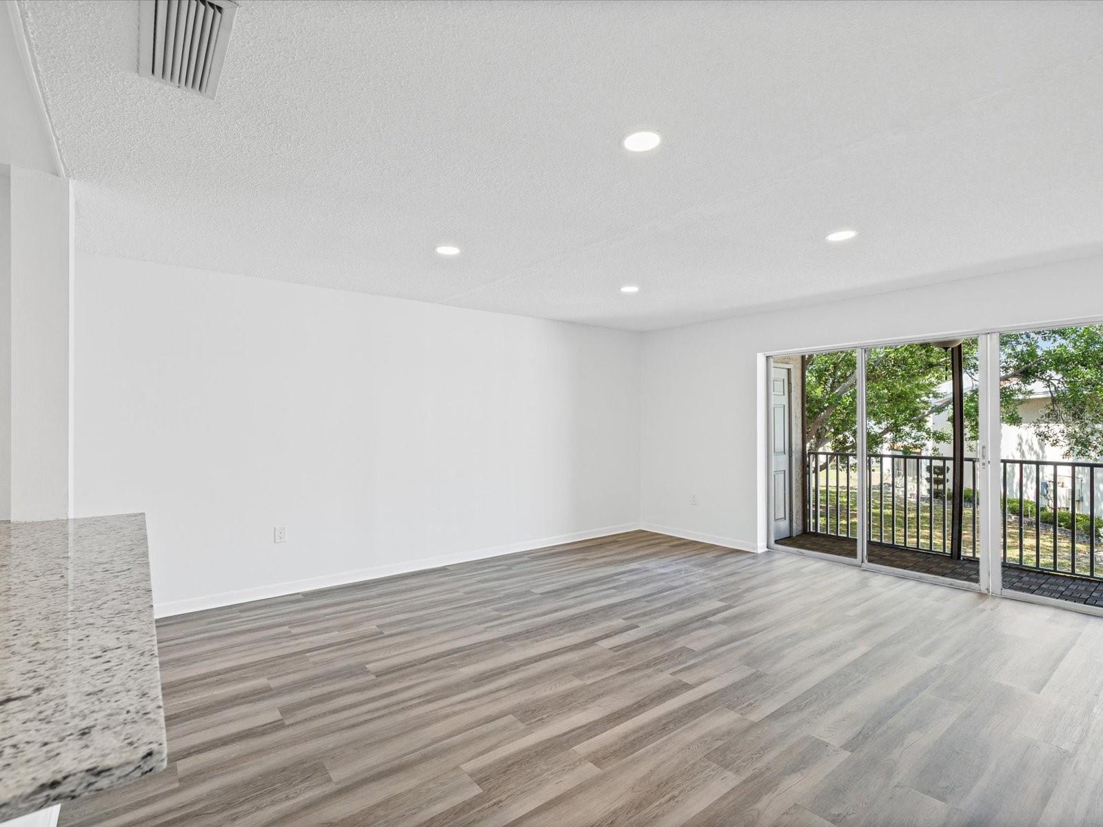 PINE RUSH VILLAS CONDO - Residential