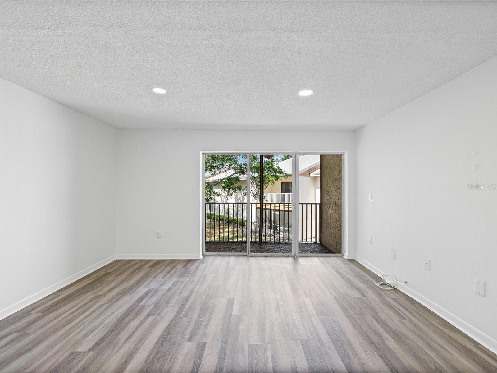 PINE RUSH VILLAS CONDO - Residential