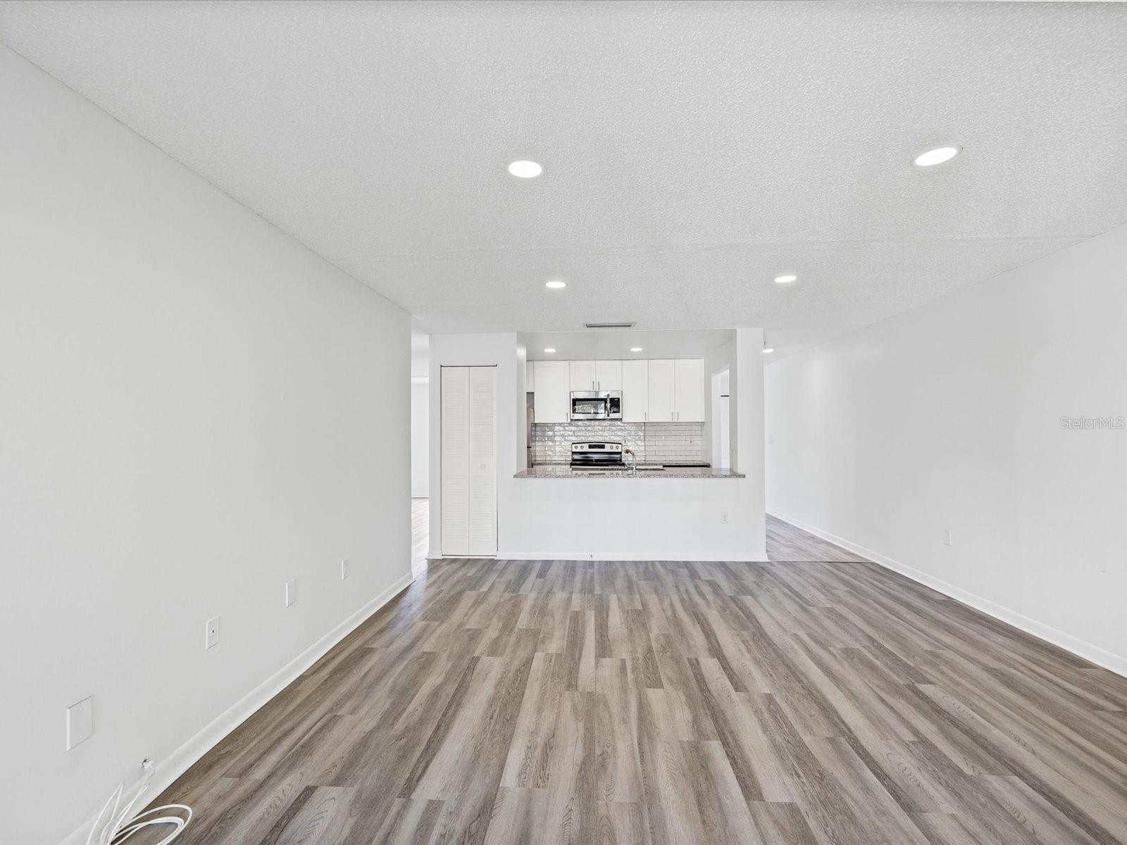 PINE RUSH VILLAS CONDO - Residential