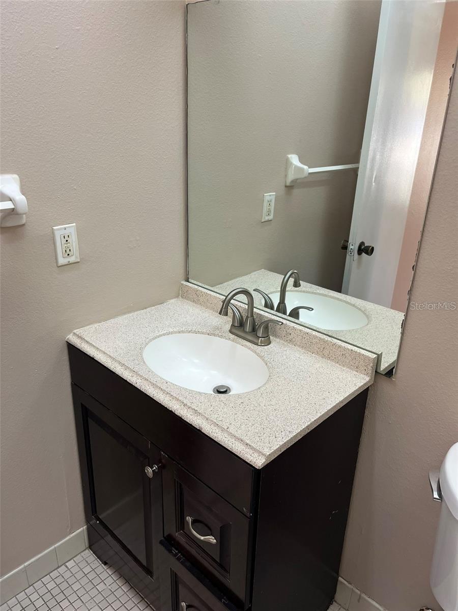 ORANGE RIVER ESTATES UNIT II B - Residential Lease