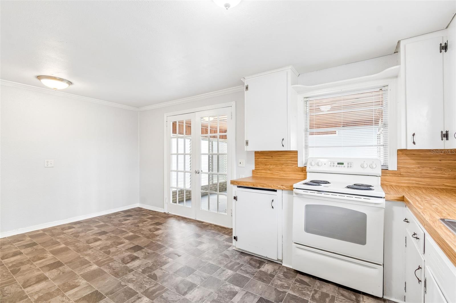 ZEPHYRHILLS COLONY CO - Residential