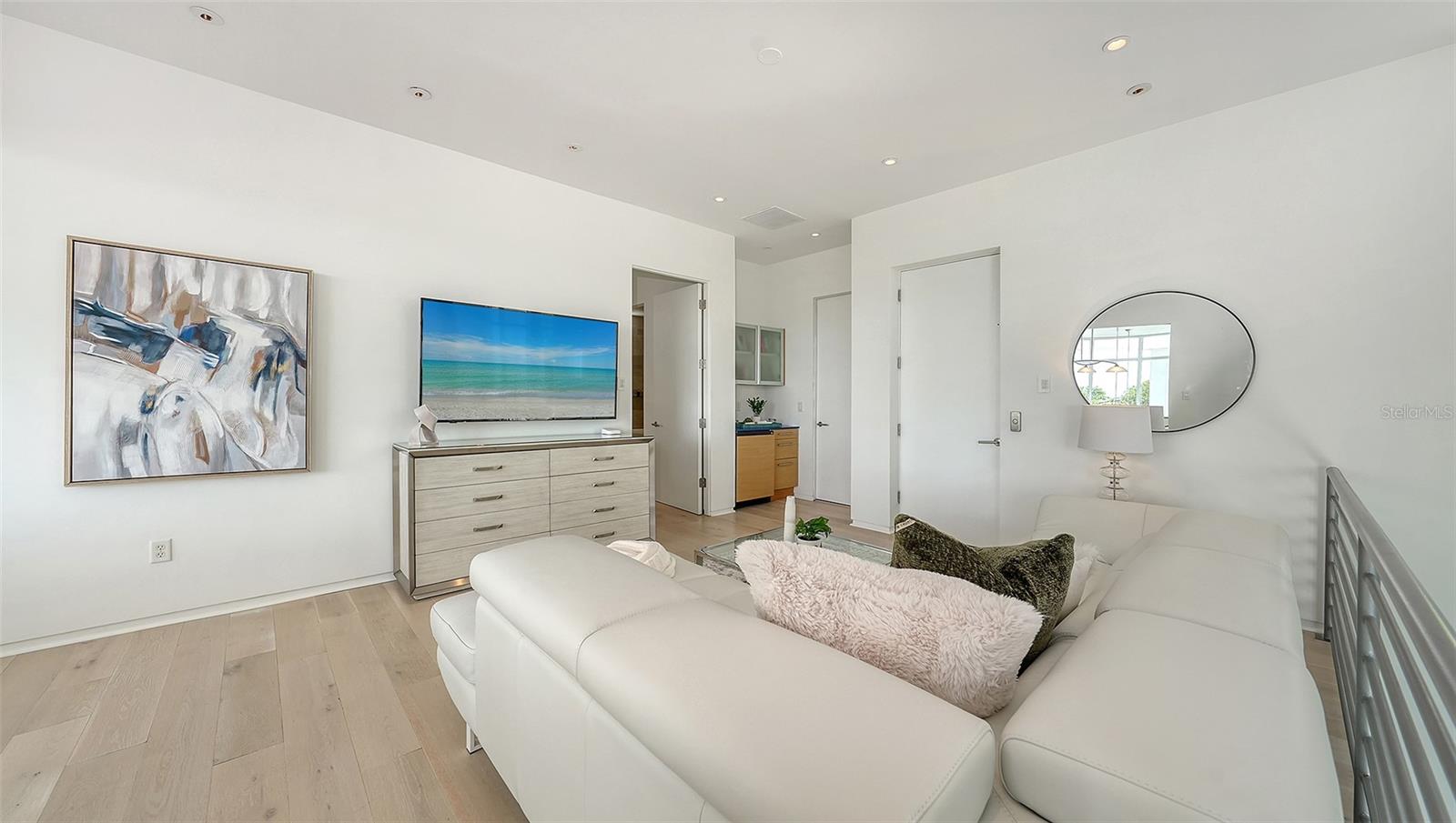 COCOANUT BAYOU - Residential
