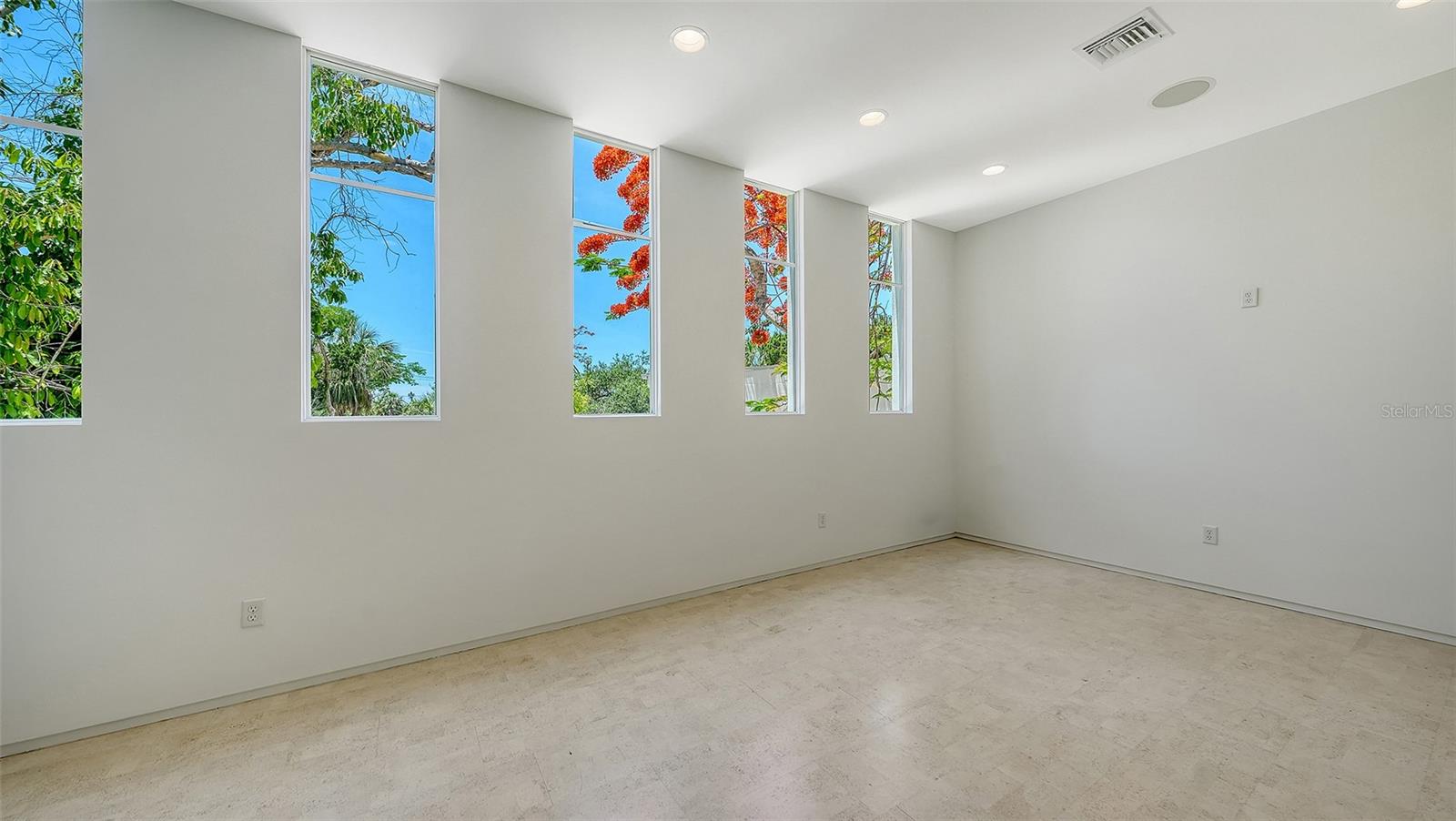 COCOANUT BAYOU - Residential