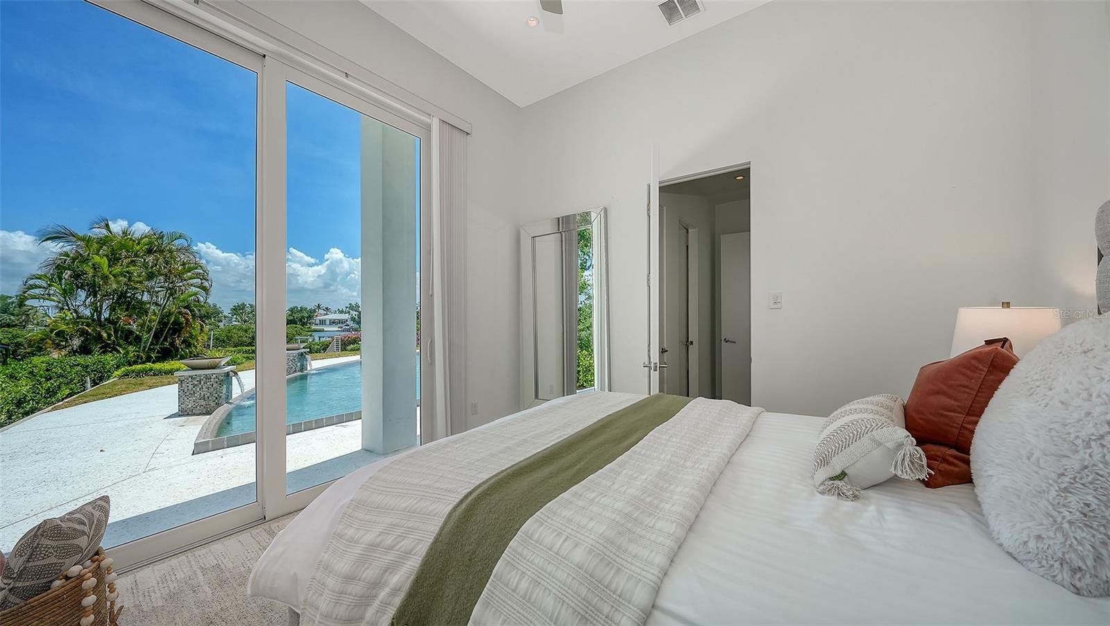 COCOANUT BAYOU - Residential