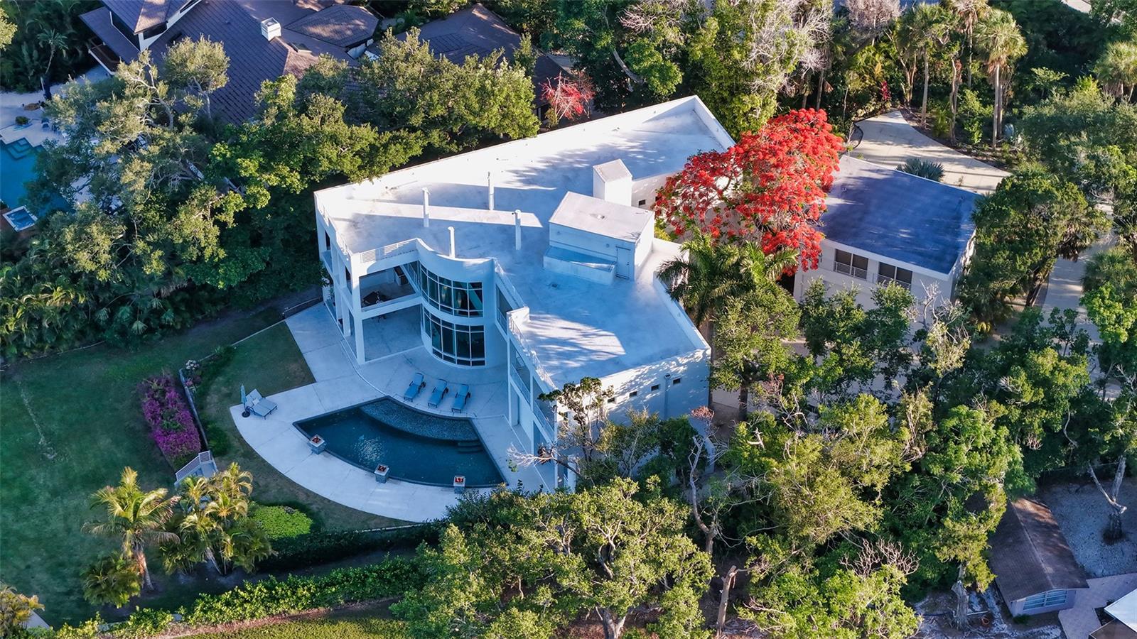 COCOANUT BAYOU - Residential