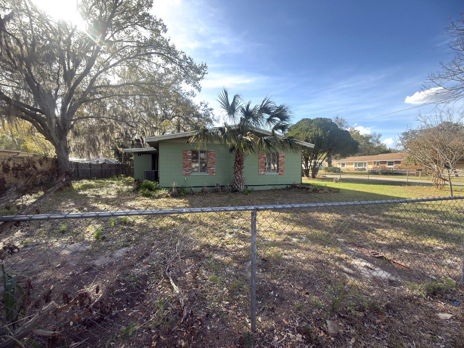LEESBURG LAKEWOOD PARK - Residential