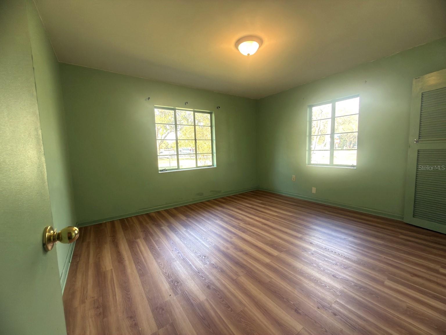 LEESBURG LAKEWOOD PARK - Residential