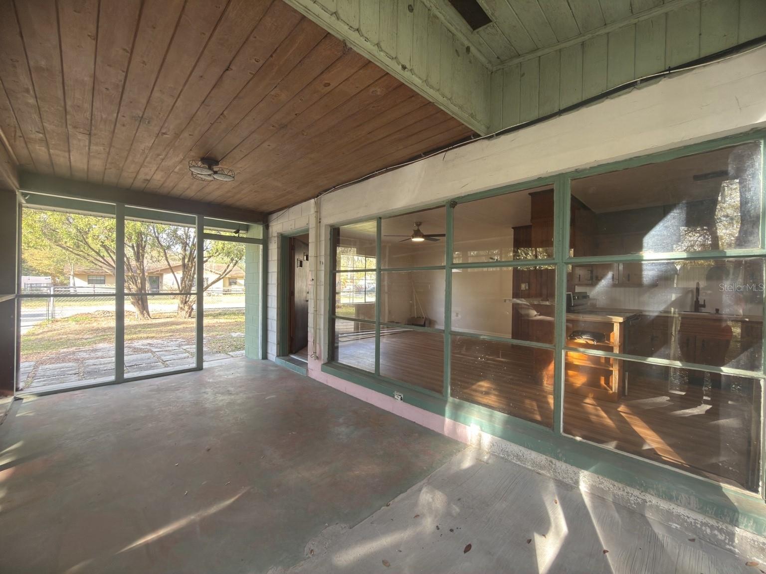 LEESBURG LAKEWOOD PARK - Residential