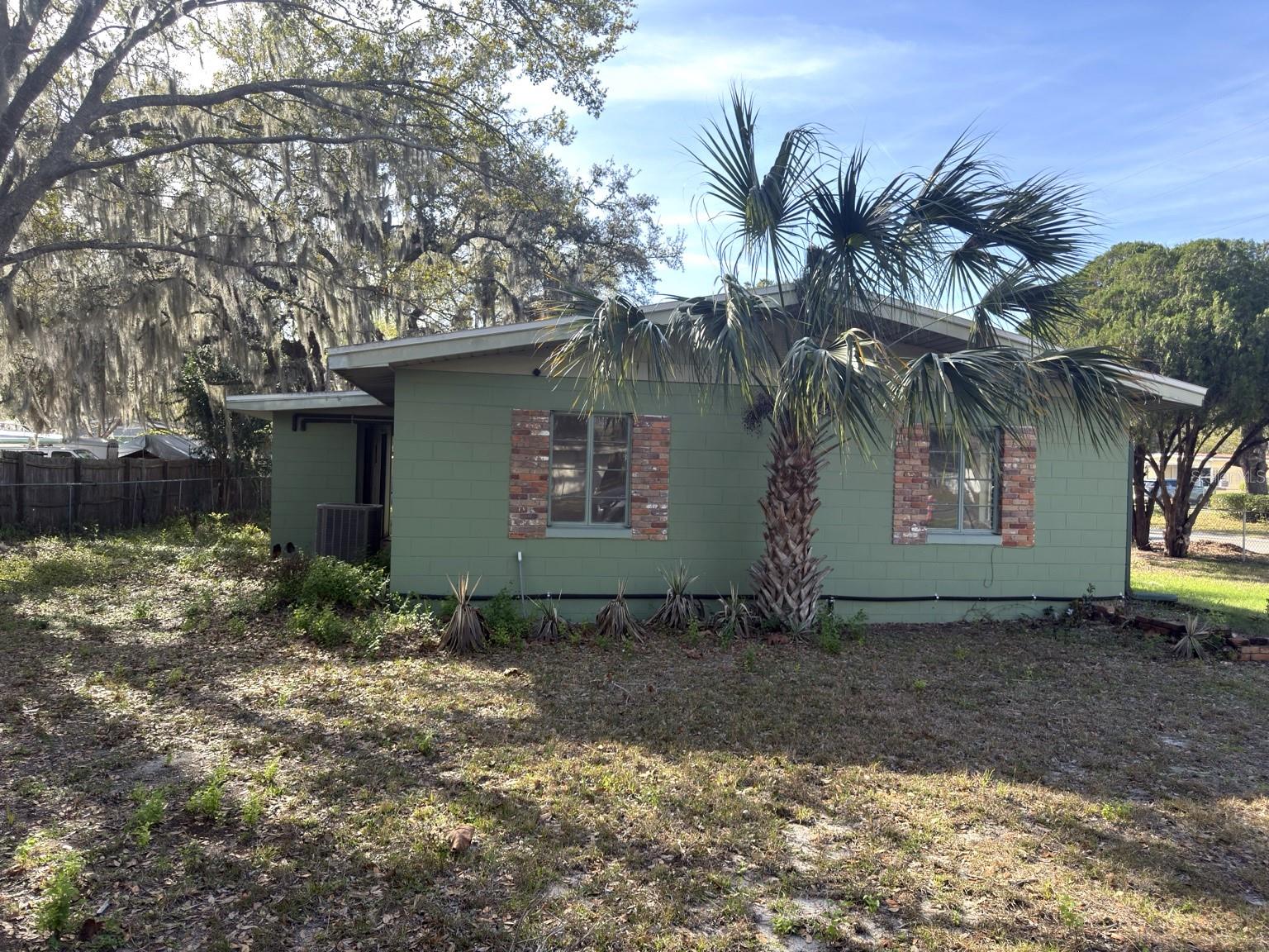 LEESBURG LAKEWOOD PARK - Residential