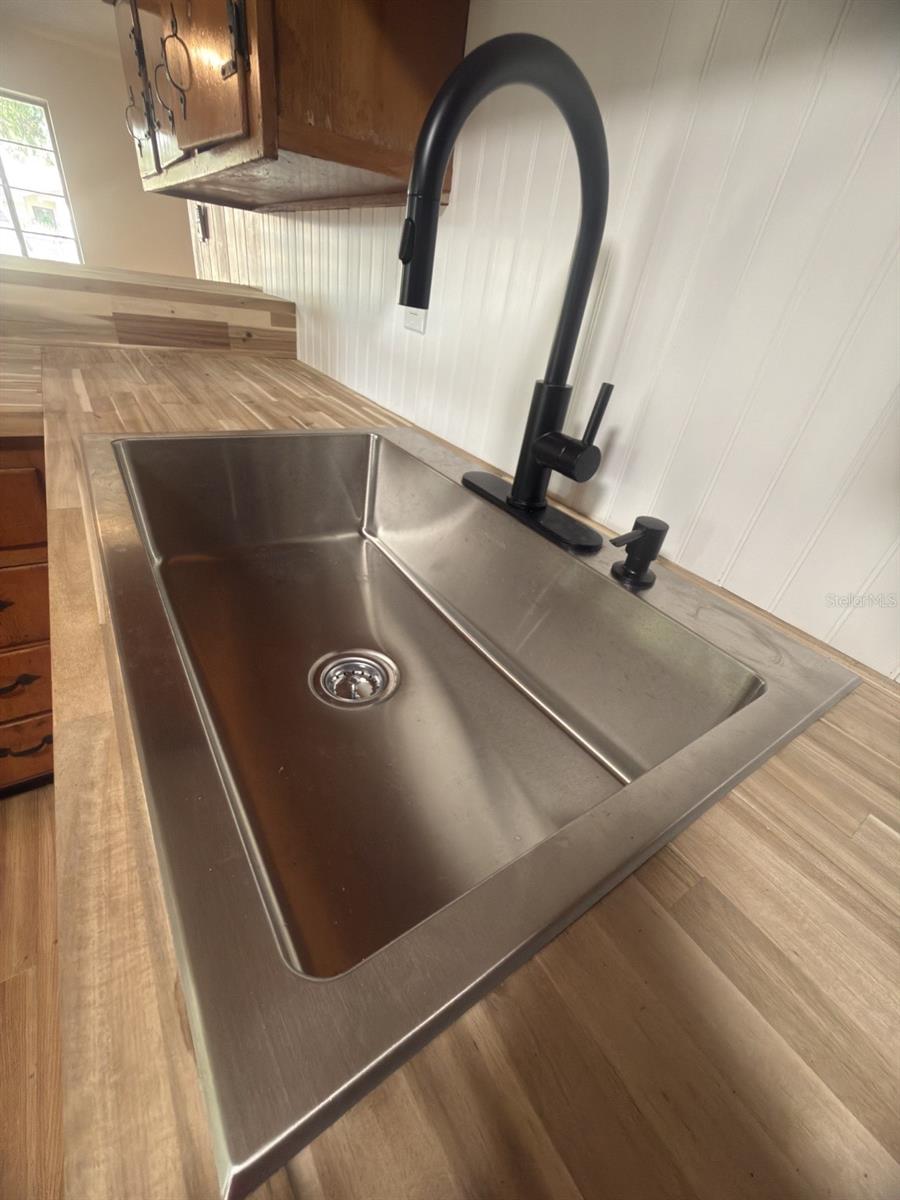 LEESBURG LAKEWOOD PARK - Residential