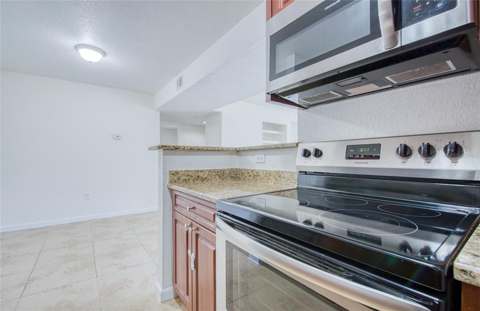 HARBOR CLUB CONDO - Residential