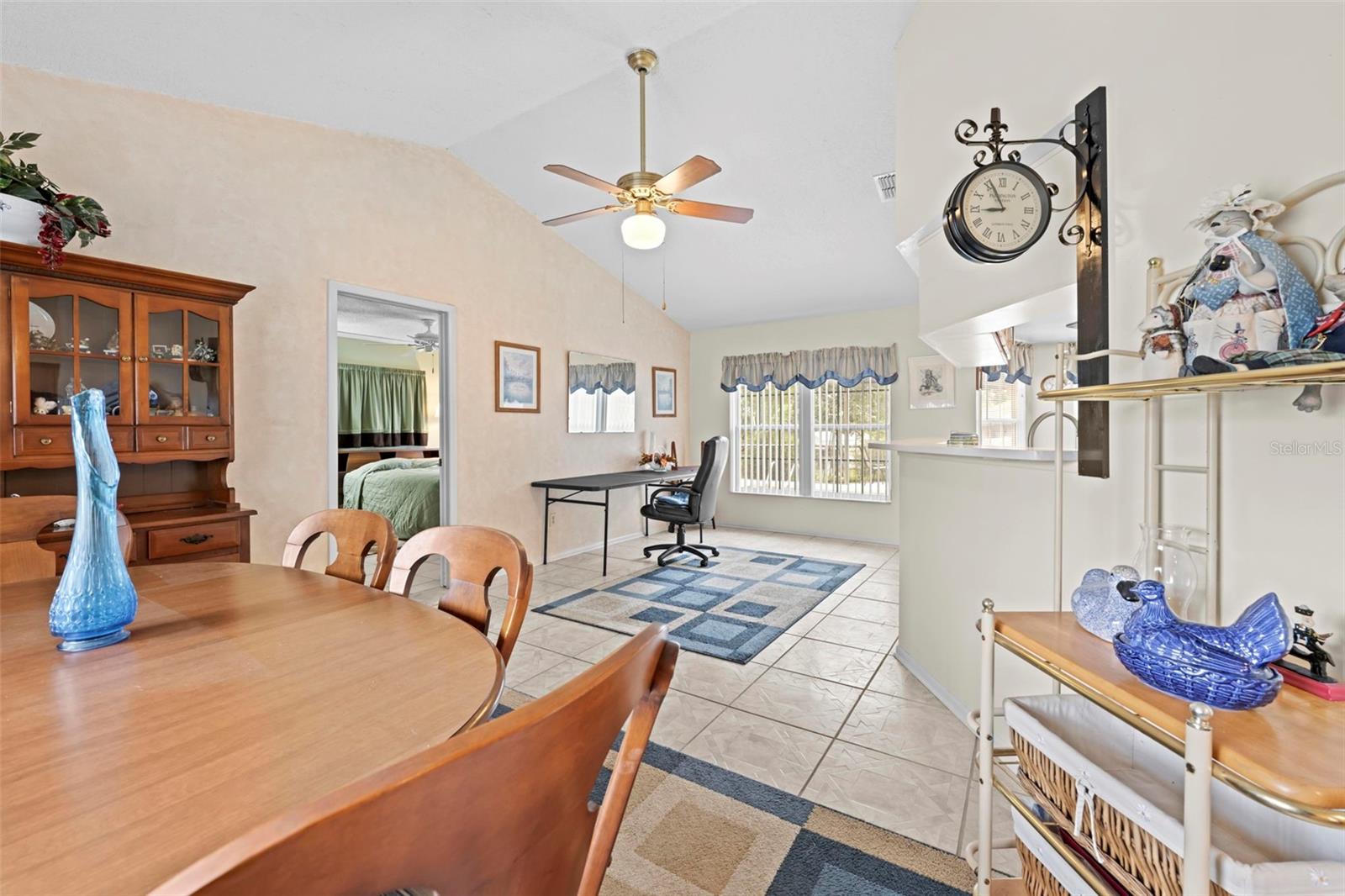 SPRING HILL - Residential