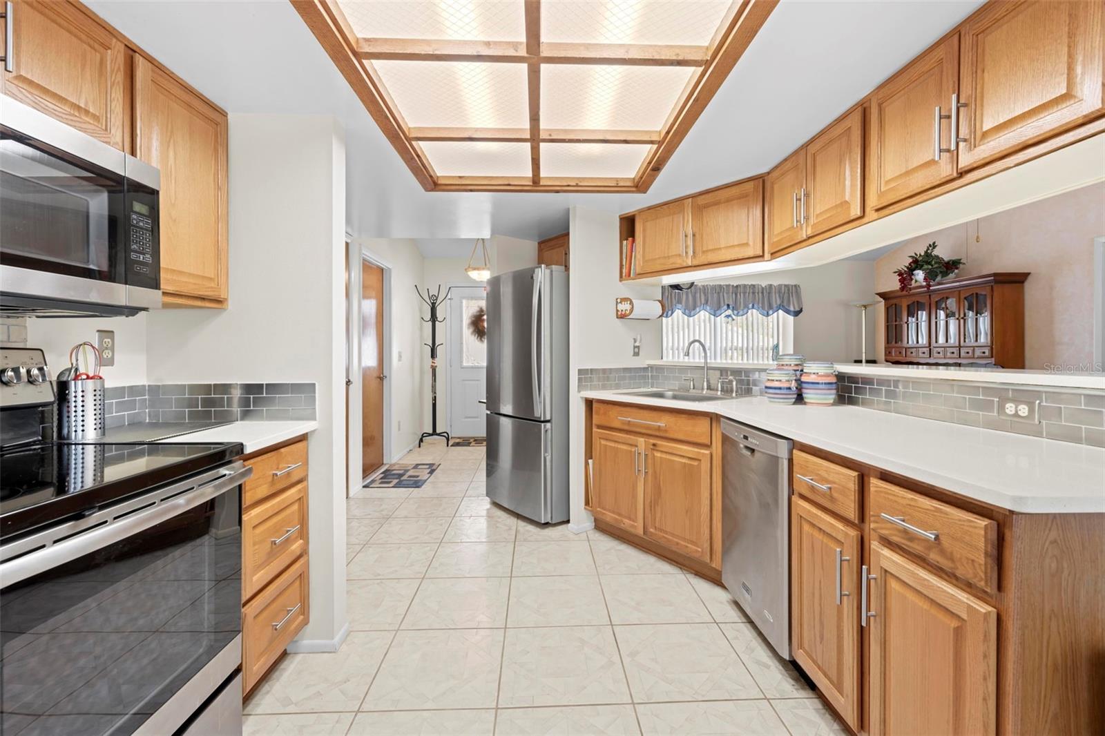 SPRING HILL - Residential