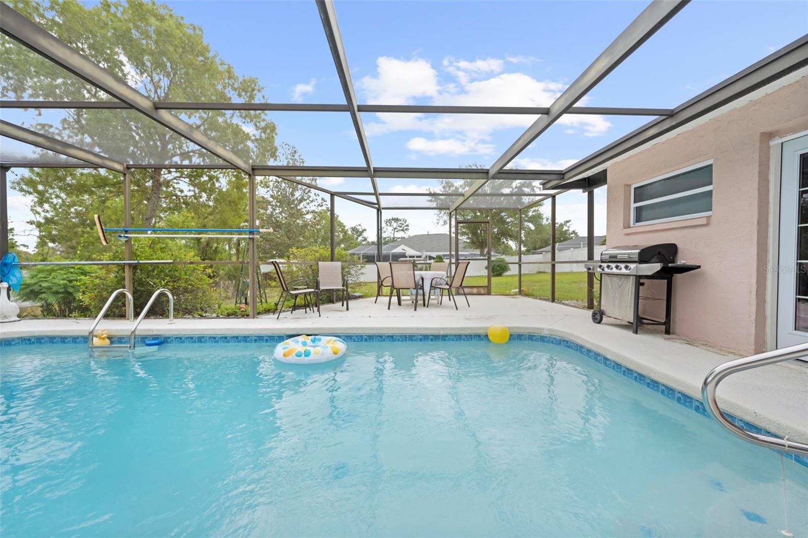 SPRING HILL - Residential