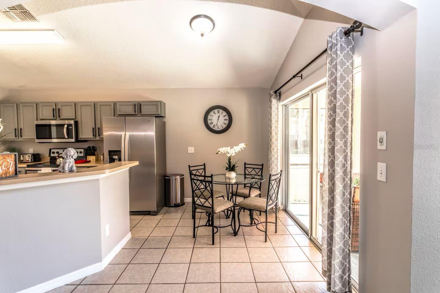 SOLANA - Residential Lease