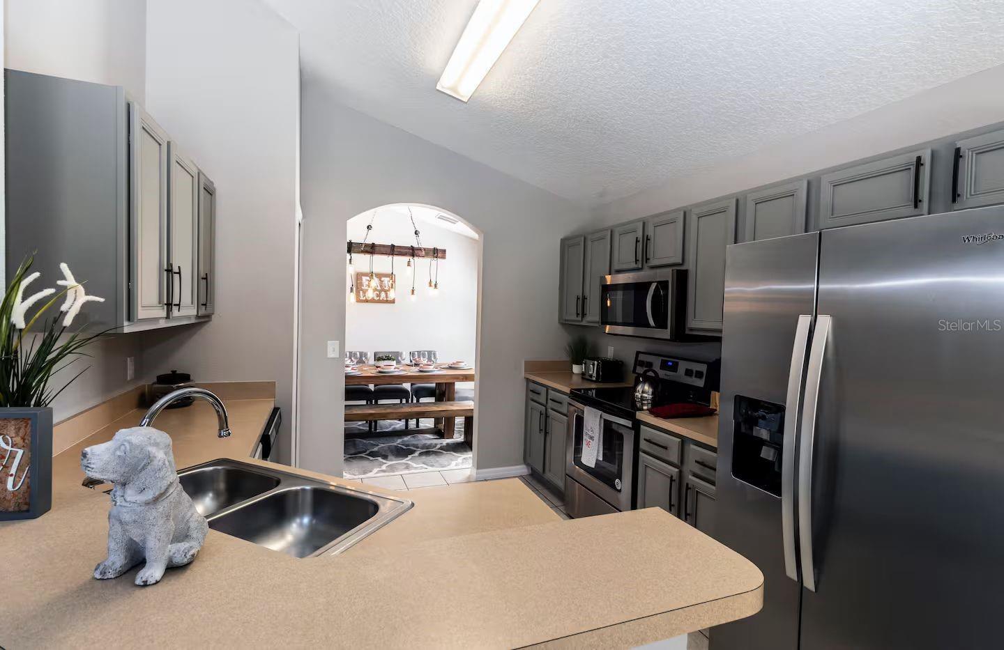 SOLANA - Residential Lease