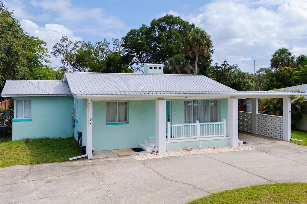 Photo of 59 Arroyo Parkway, Ormond Beach, FL 32174 (MLS # V4943982)