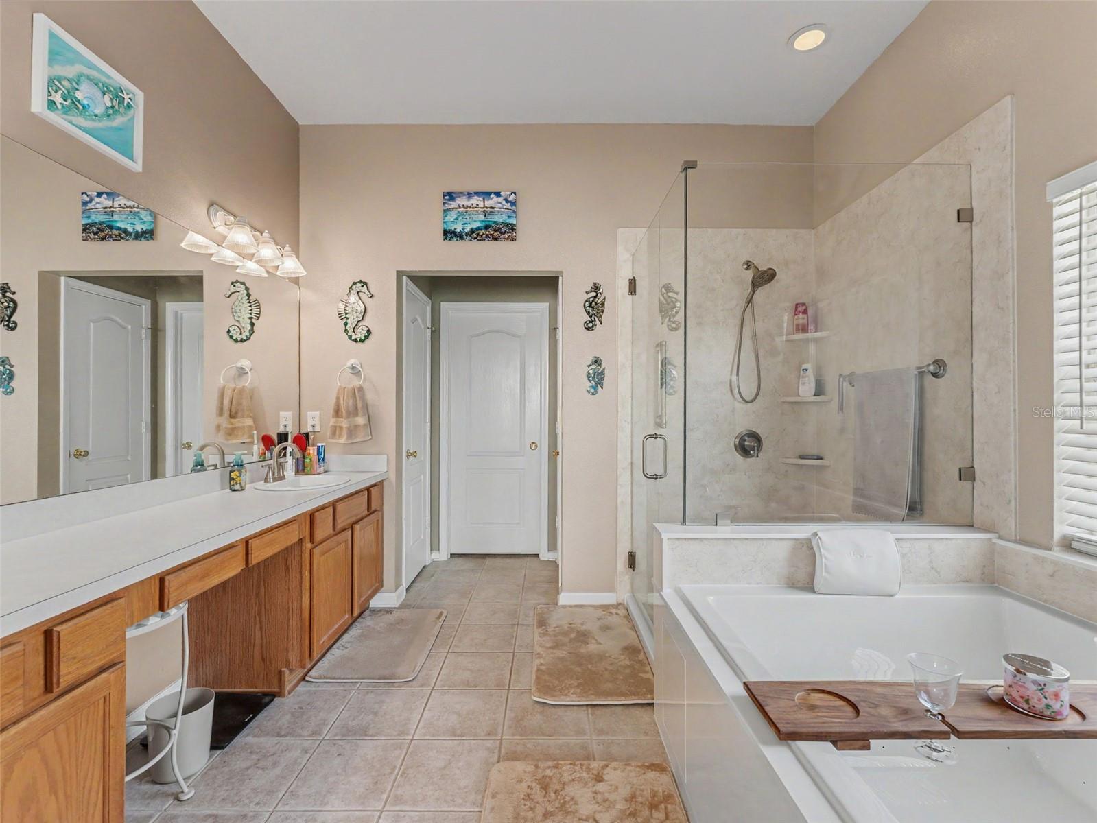 LEXINGTON OAKS VILLAGES - Residential