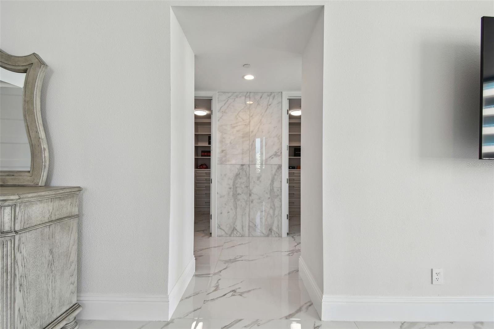 ULTIMAR THREE CONDO - Residential