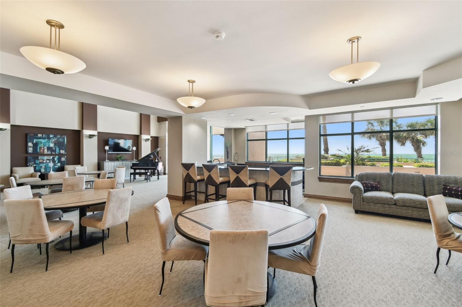 ULTIMAR THREE CONDO - Residential