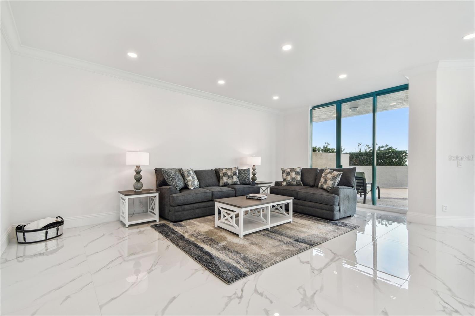 ULTIMAR THREE CONDO - Residential