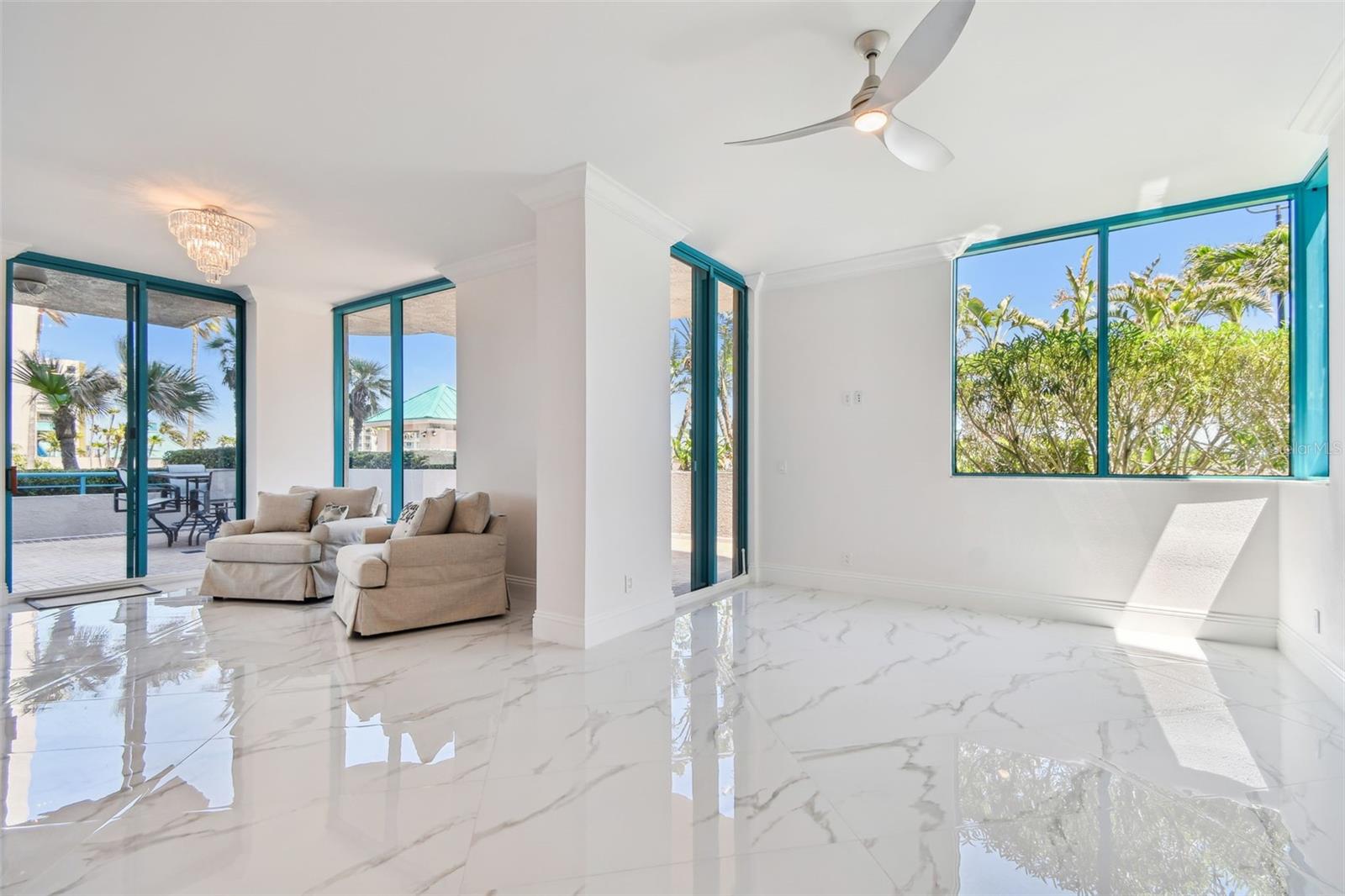 ULTIMAR THREE CONDO - Residential